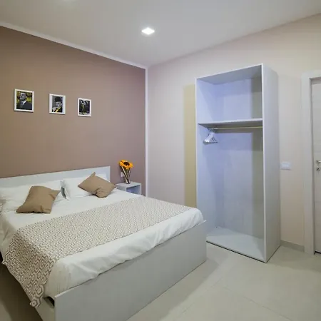 Bed & Breakfast Cammaroomi Napoli