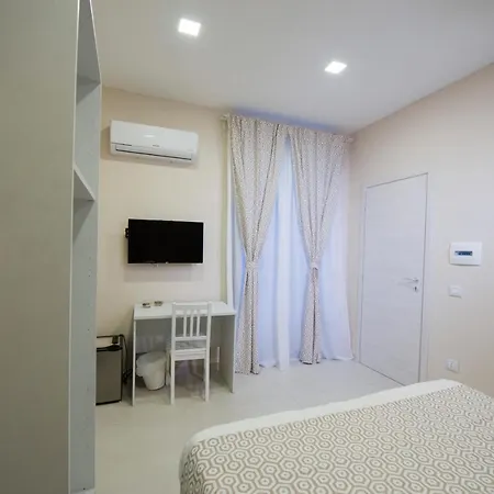 Cammaroomi 3* Neapol